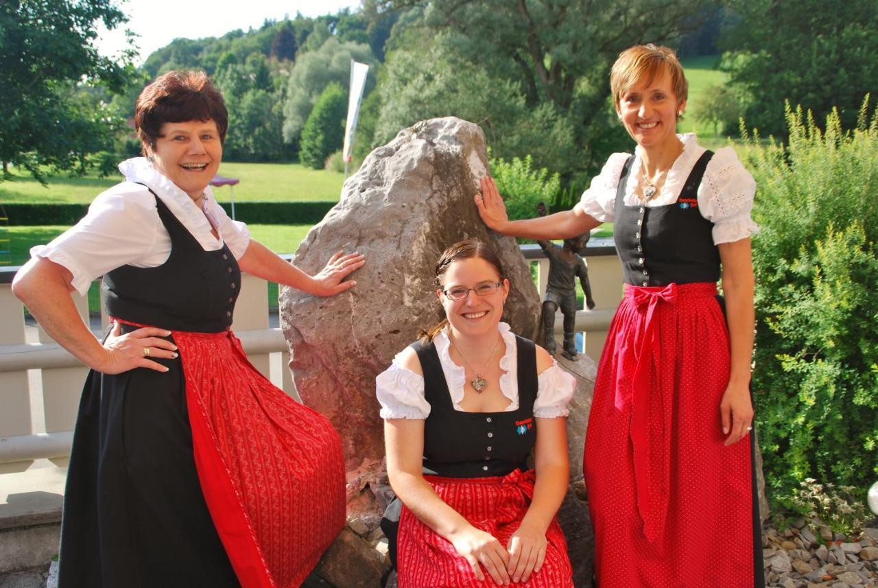 Traditions-Gasthaus Bayrischer Hof Leutkirch im Allgäu Eksteriør billede